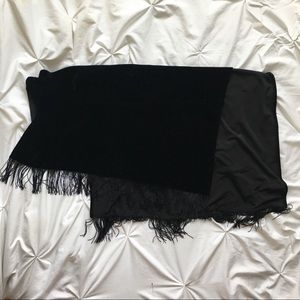 Luxurious Velvet Shawl